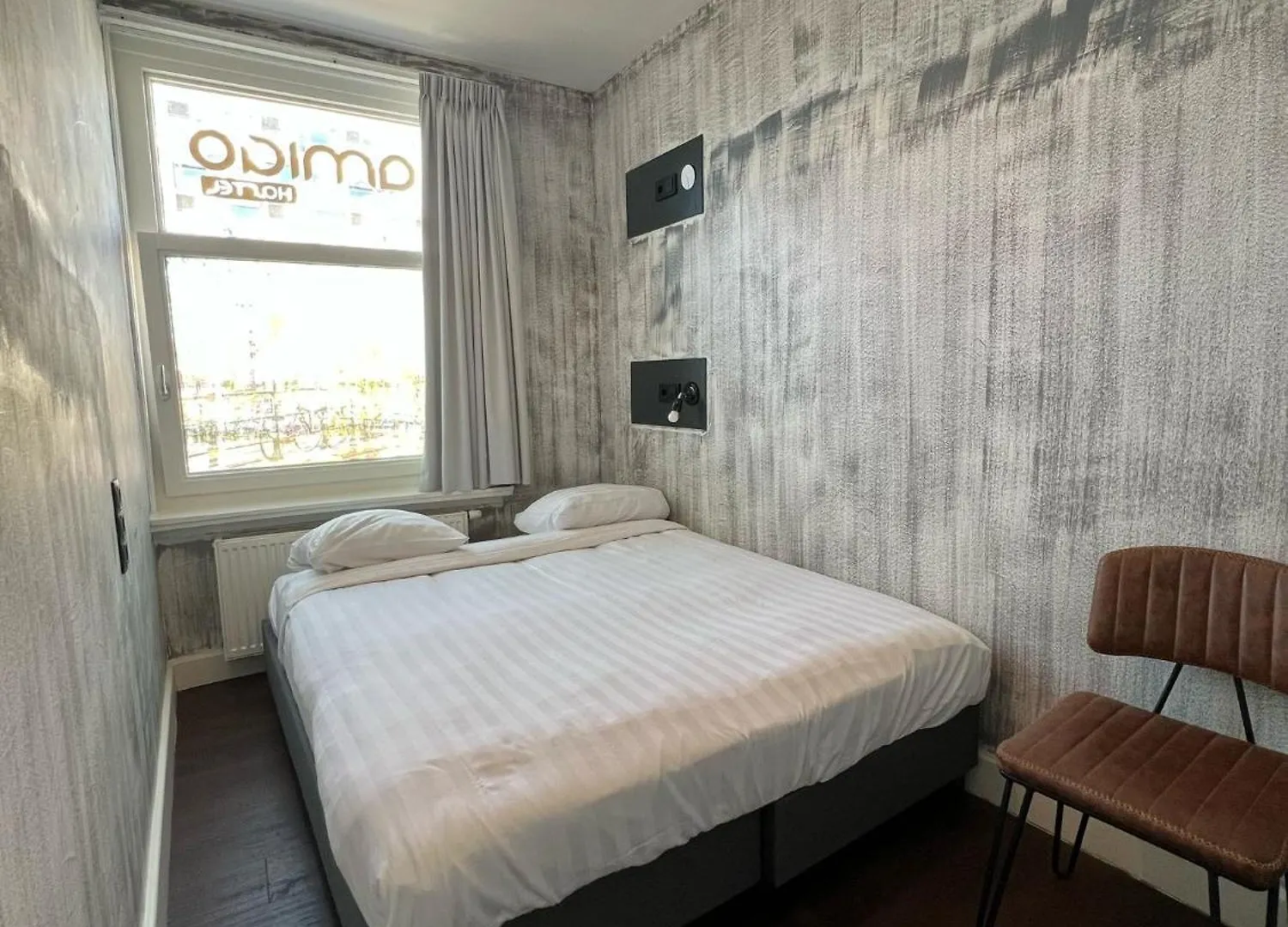 Amigo Budget Hotel Ámsterdam 0*,