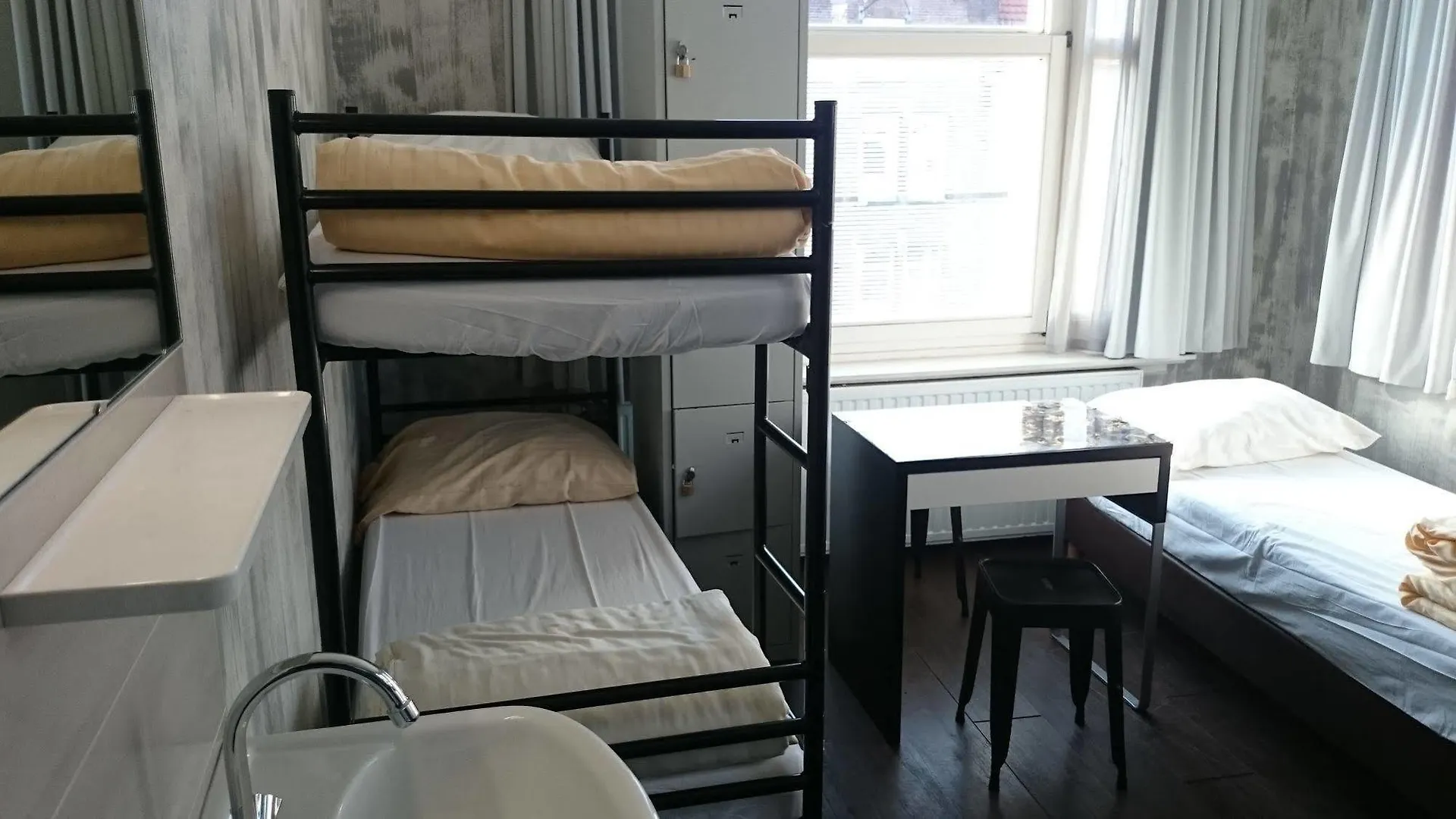 Amigo Budget Hotel Ámsterdam
