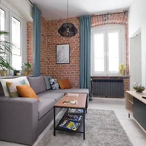 https://mikroklimatyczny-apartament-dla-4-osob.szklarskaporebahotels.net