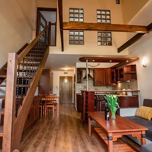 https://szosa-czeska-i.szklarskaporebahotels.net